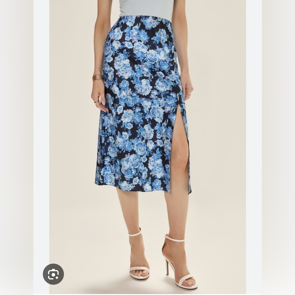 NWT Francesca's Pamela Satin Floral Blue Midi Skirt XS